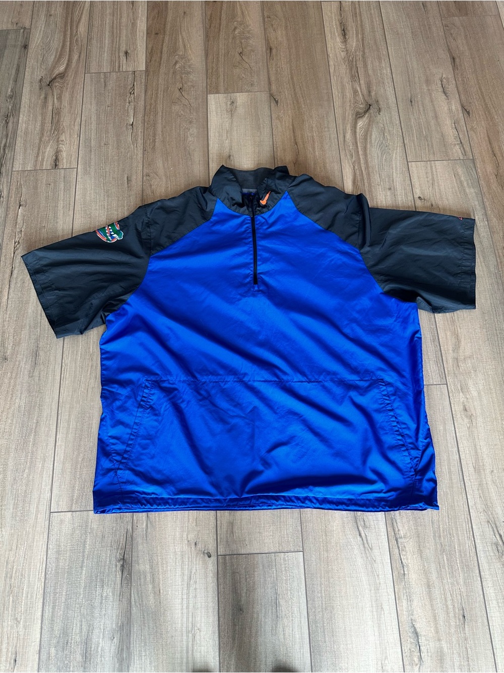Nike Florida Gators Blue and Black Short-Sleeve Windbreaker Pullover
